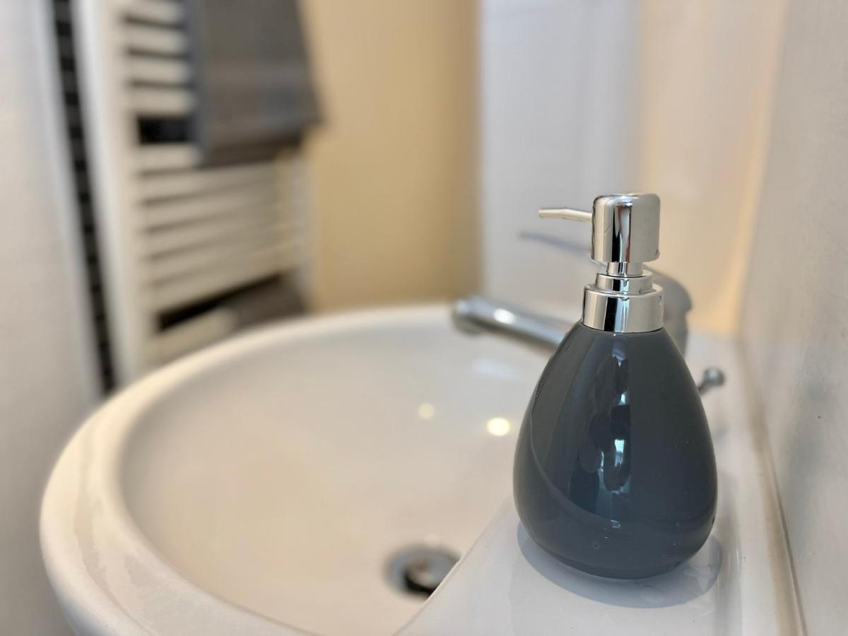 Kmhosting Zentrum Modern Appartement - Kingsize Boxspringbett Κέμνιτς Εξωτερικό φωτογραφία